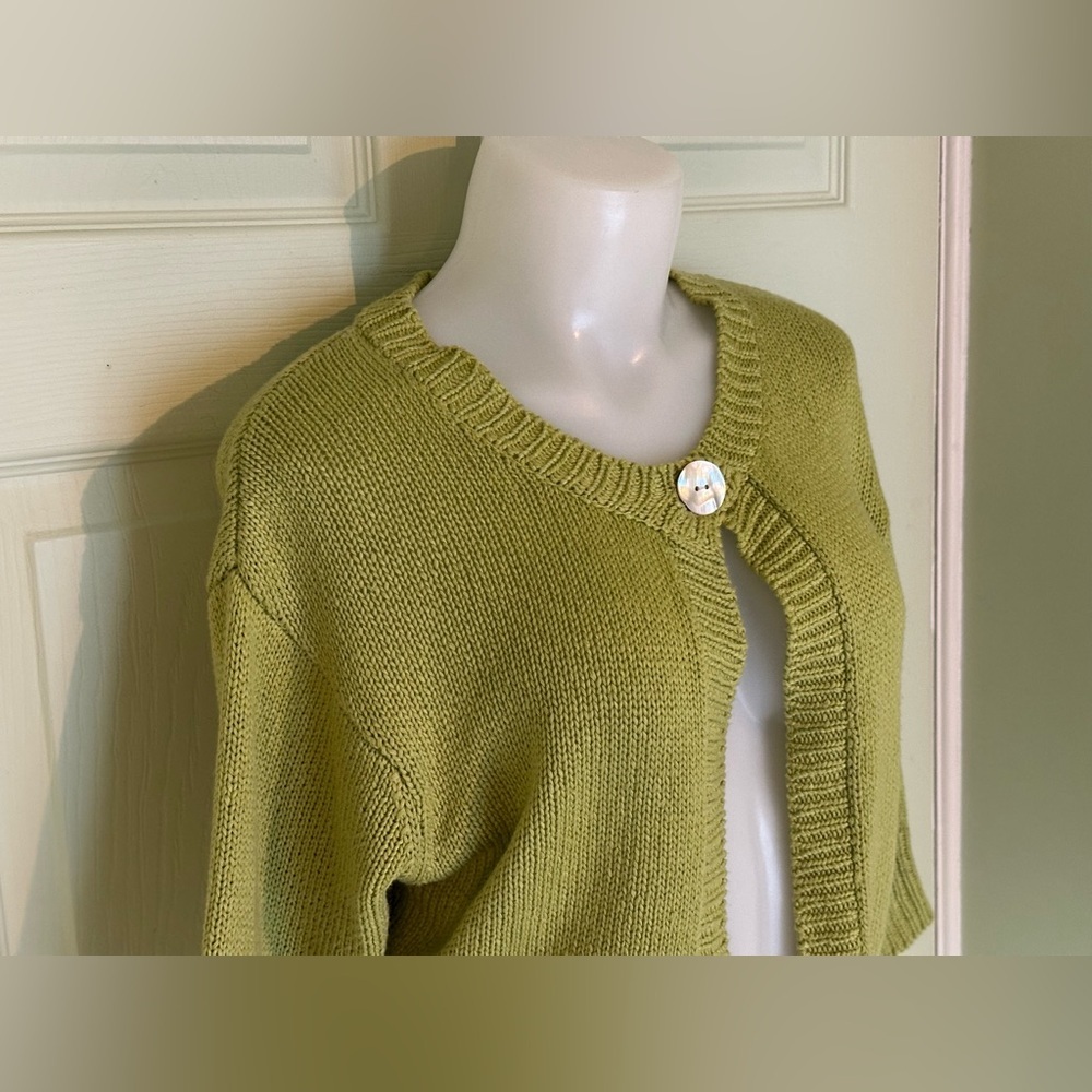 FLIRTY Green Cropped Cardigan - Size Medium - Picture 4 of 7
